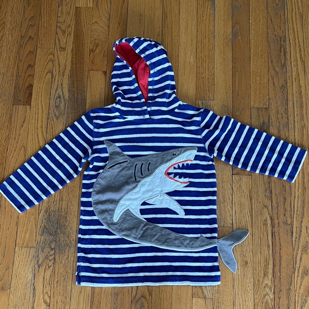 Mini Boden Navy Striped Shark Toweling Size 6-7Y